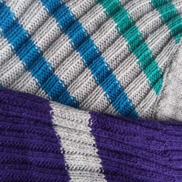 Women's sweater - Picture 3 of 3